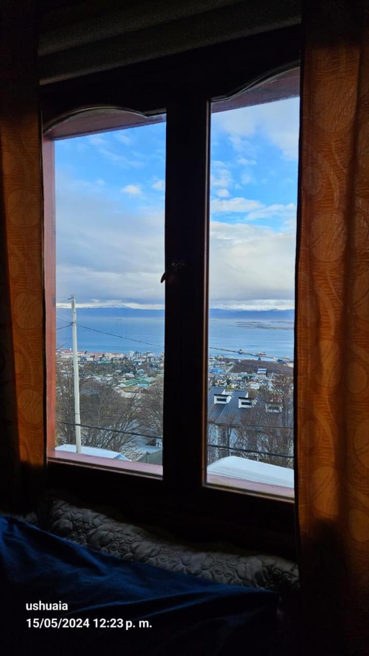Mirador Del Beagle Hosteria Ushuaia Esterno foto
